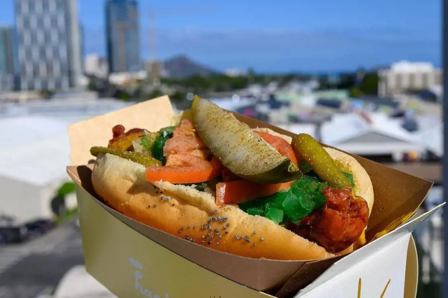 Hank’s Haute Dogs is located at SALT At Our Kaka'ako