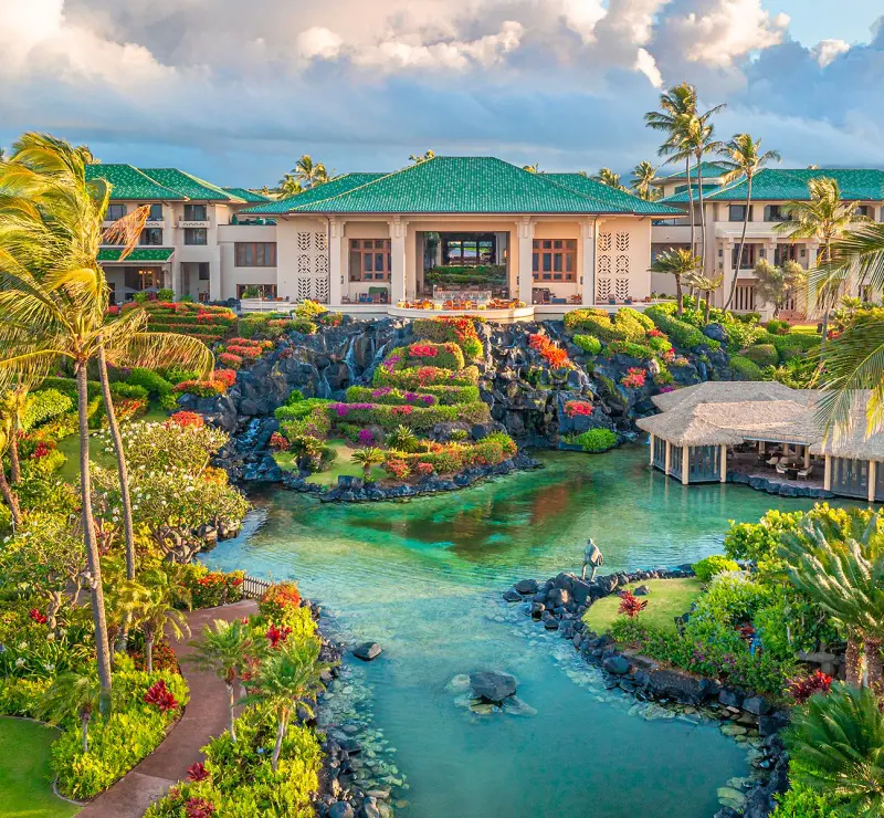 A lushed and stylish setting of Grand Hyatt Kauai Resort & Spa